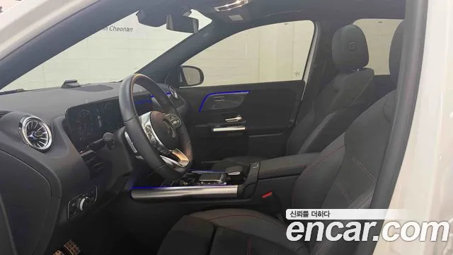 Mercedes-Benz GLA-Class H247 — Фото автомобиля 18