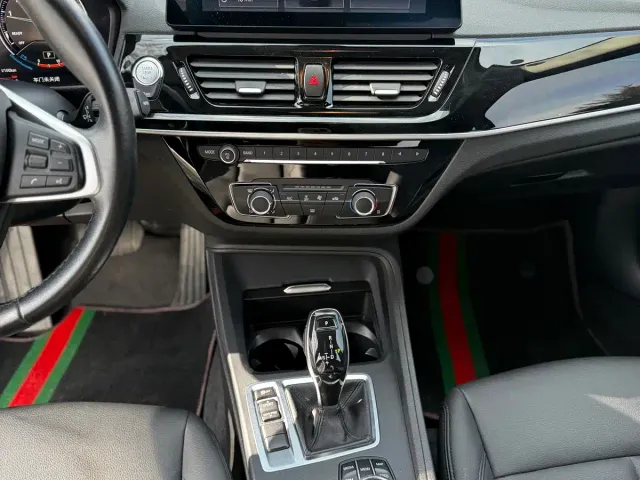 BMW 1 Series — Фото автомобиля 14