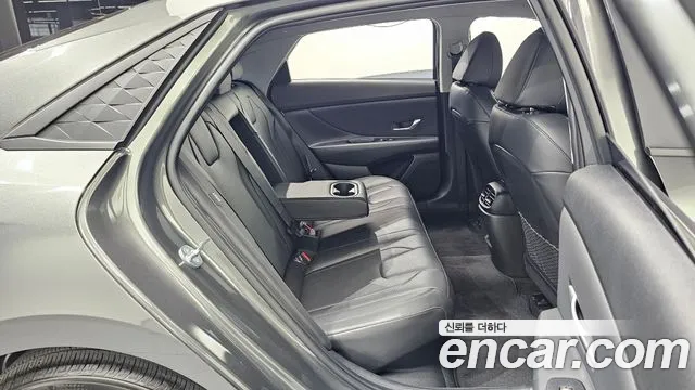 Hyundai Avante CN7 — Фото автомобиля 25