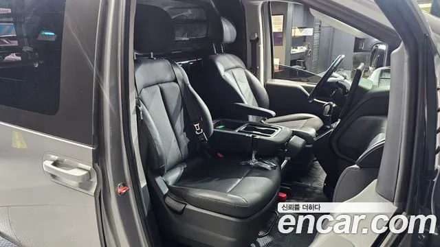 Hyundai Staria — Фото автомобиля 11