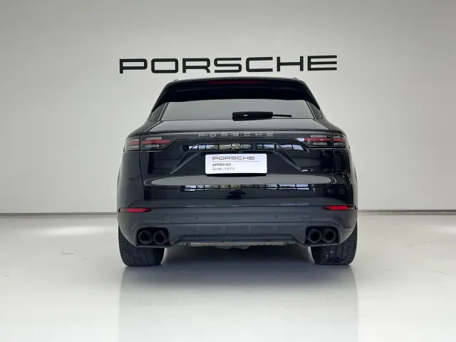 Porsche Cayenne — Фото автомобиля 6