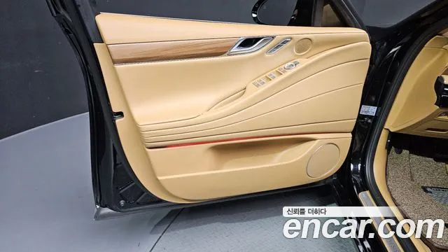 Genesis G80 Бензин 2.5 турбо AWD — Фото автомобиля 22