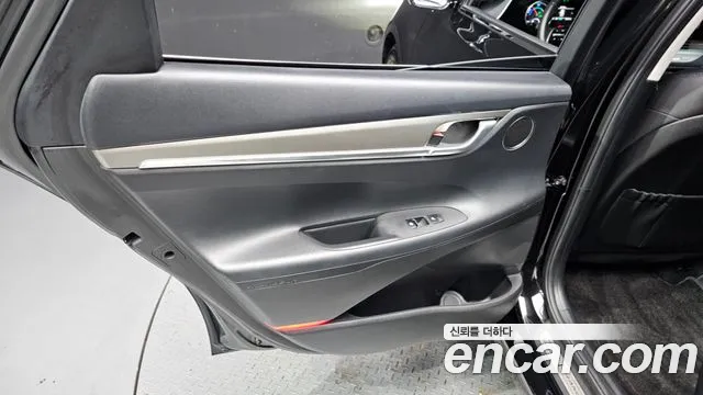 Hyundai Grandeur Premium — Фото автомобиля 25