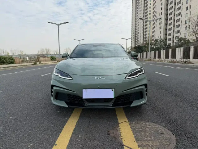 Фотография автомобиля — BYD Seal 06 GT