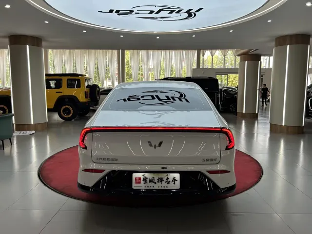 Wuling Starlight — Фото автомобиля 6