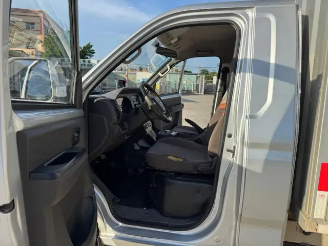 Ruichi New Energy EC71 — Фото автомобиля 4