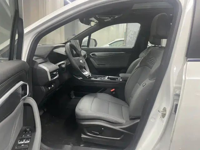 Geely Haoyue L — Фото автомобиля 5