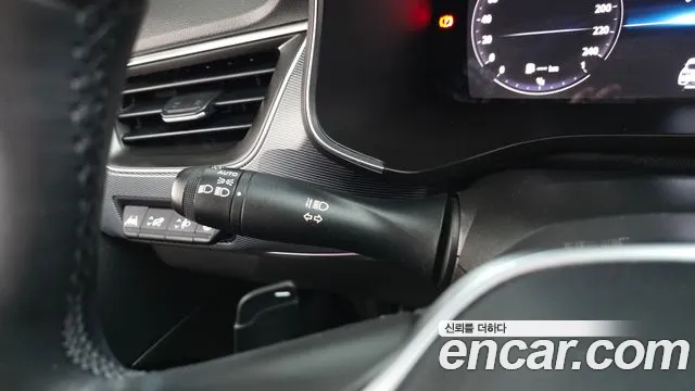 Renault-KoreaSamsung XM3 — Фото автомобиля 27
