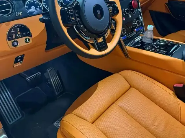 Rolls-Royce Cullinan — Фото автомобиля 5
