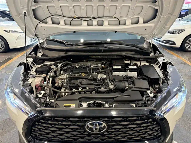 Toyota Corolla Cross — Фото автомобиля 28