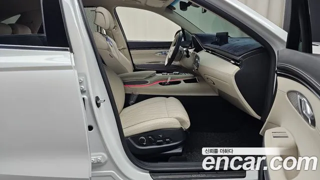 Genesis GV70 2.5T Бензин AWD — Фото автомобиля 11