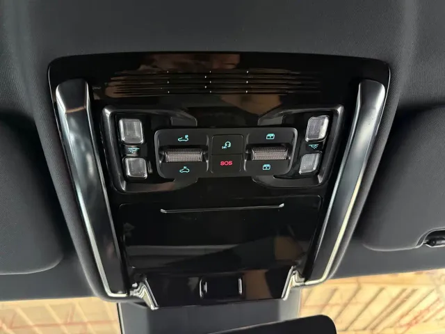 BYD FangChengBao Leopard 5 — Фото автомобиля 18