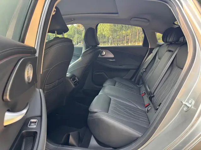 Chery Arrizo 8 — Фото автомобиля 5