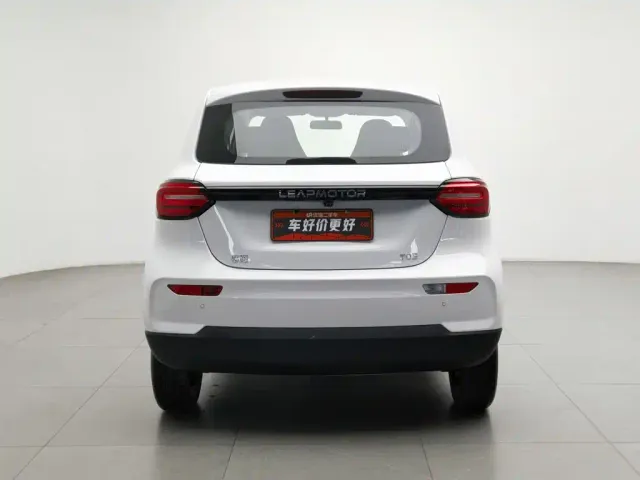 Leapmotor T03 — Фото автомобиля 4