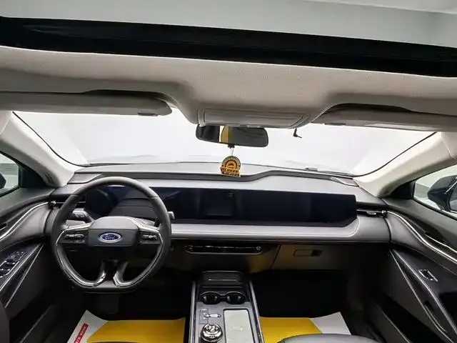 Ford Mondeo — Фото автомобиля 10