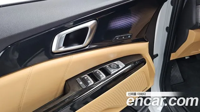 Kia Canival Carnival 4 поколение Бензин 9 мест Signature — Фото автомобиля 18