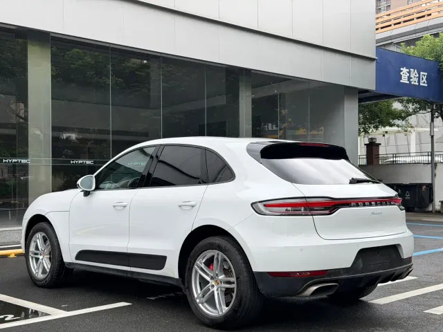 Porsche Macan — Фото автомобиля 7