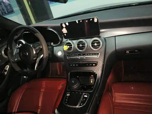 Mercedes-Benz C-Class — Фото автомобиля 12