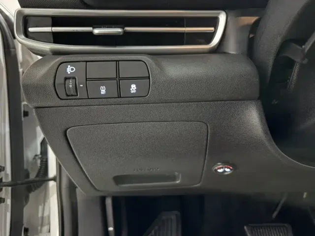 Hyundai Elantra — Фото автомобиля 3