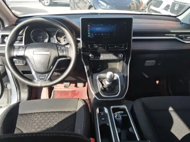 Haval M6 — Фото автомобиля 9