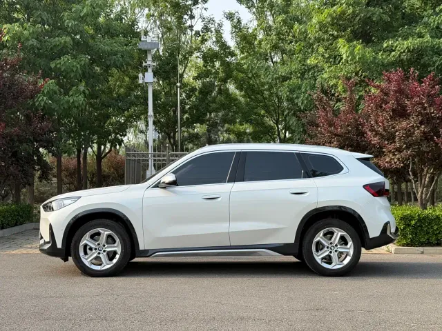 BMW X1 — Фото автомобиля 3