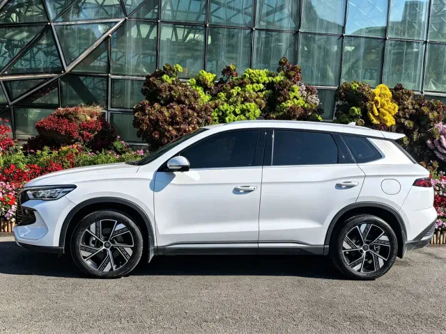 BYD Song Pro — Фото автомобиля 3