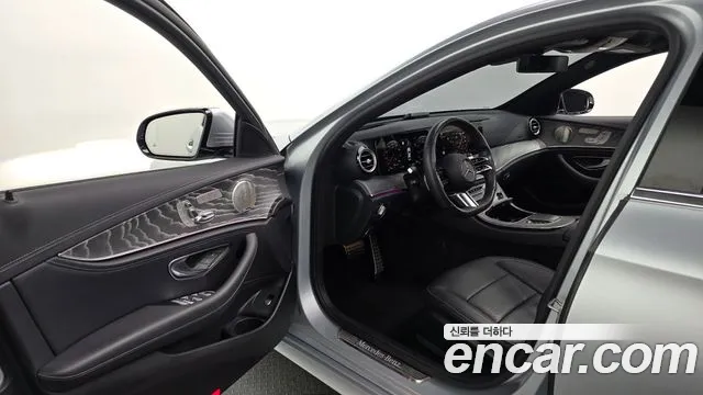 Mercedes-Benz E-Class W213 — Фото автомобиля 15