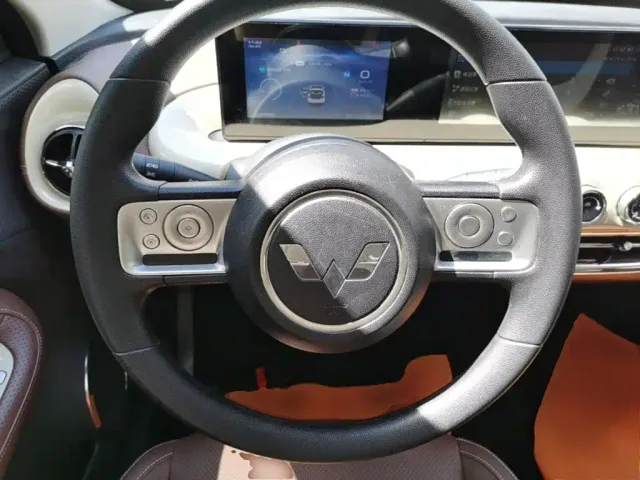 Wuling Motors Wuling Bingo 2023 203km Comfort Version — Фото автомобиля 10