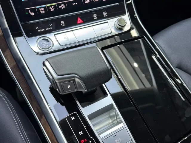 Audi Q7 — Фото автомобиля 15