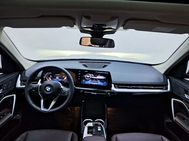 BMW X1 — Фото автомобиля 9