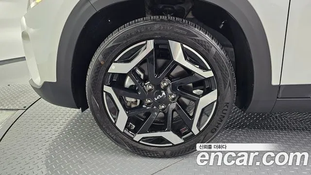 Kia Seltos New — Фото автомобиля 5
