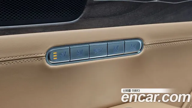 Genesis G90 Бензин 3.5 турбо AWD — Фото автомобиля 23