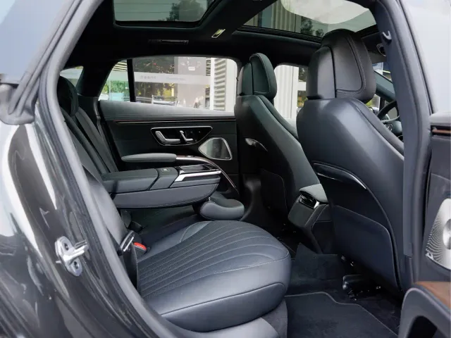 Mercedes-Benz EQS — Фото автомобиля 14