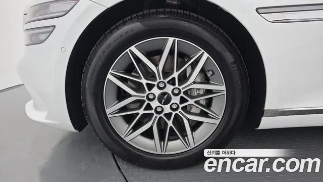 Genesis G80 Бензин 2.5 турбо 2WD — Фото автомобиля 5