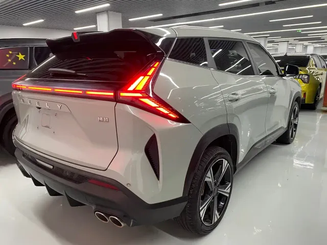 Geely Boyue — Фото автомобиля 13