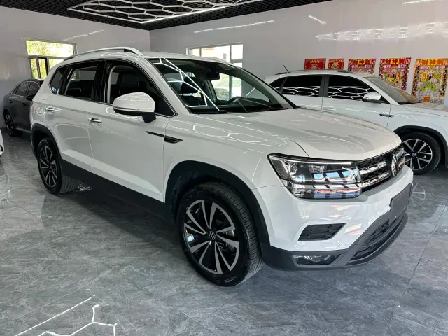 Volkswagen Tharu — Фото автомобиля 3