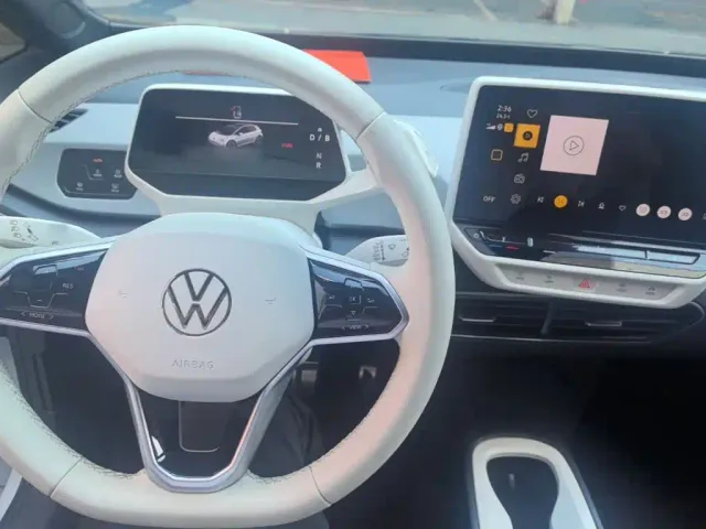 Volkswagen ID.3 — Фото автомобиля 9