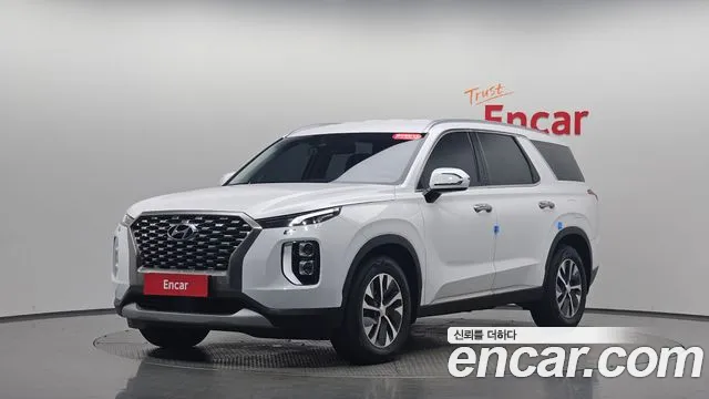 Hyundai Palisade Palisade Дизель 2.2 2WD — Фото автомобиля 11