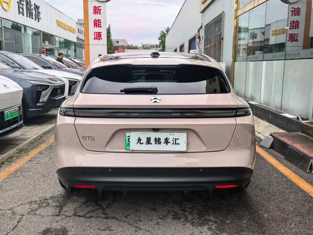 Nio ET5 Touring — Фото автомобиля 3