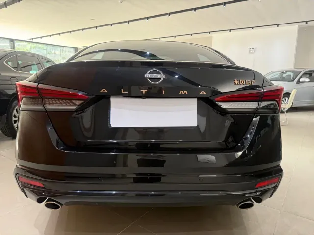 Nissan Teana — Фото автомобиля 11