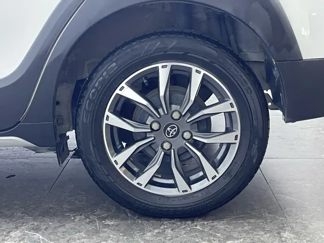 Toyota YARiS L Zhi Xuan — Фото автомобиля 8