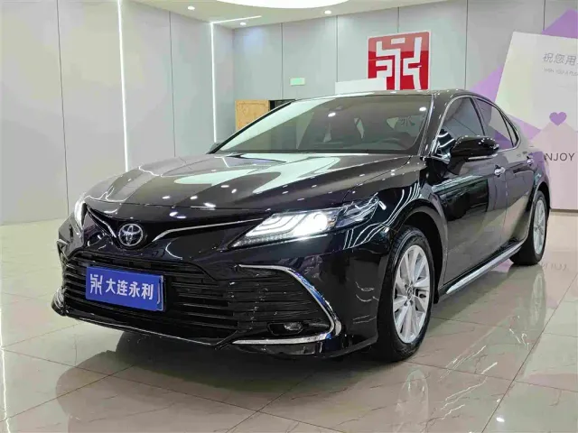 Фотография автомобиля — Toyota Camry