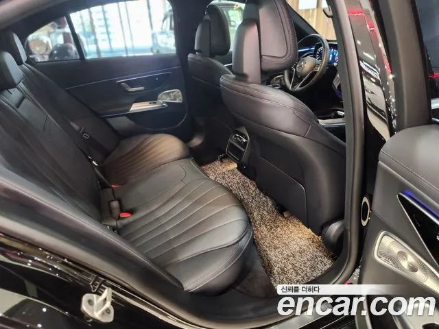 Mercedes-Benz E-Class E-класс W214 E300 4MATIC Exclusive — Фото автомобиля 12