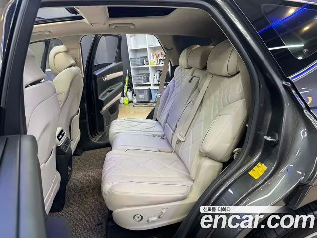 Genesis GV80 — Фото автомобиля 17