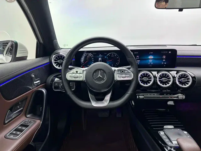 Mercedes-Benz A-Class — Фото автомобиля 8