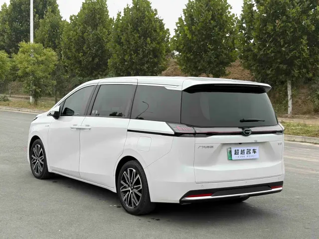 GAC Trumpchi E8 — Фото автомобиля 14