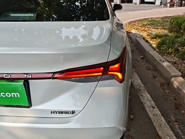 Toyota Avalon — Фото автомобиля 7