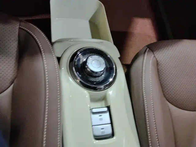 Wuling Bingo — Фото автомобиля 16