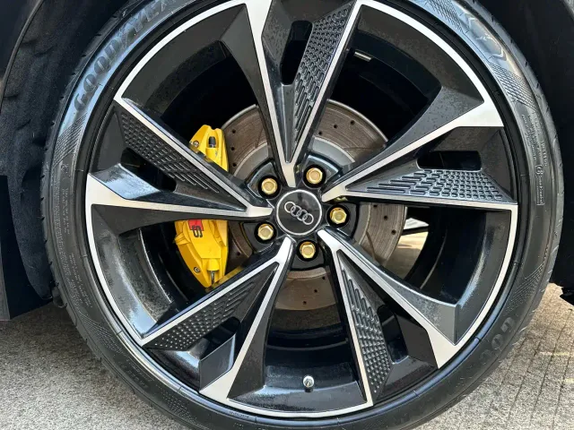 Audi A7L — Фото автомобиля 12