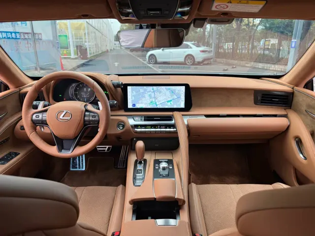 Lexus LC — Фото автомобиля 16